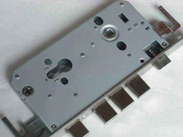 赤坎24小时上门开锁公司