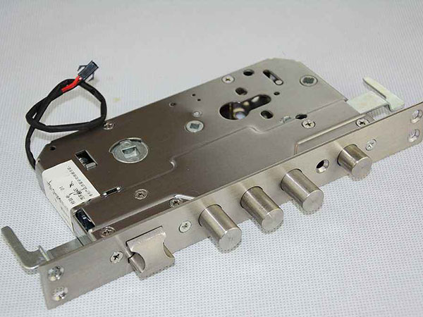 赤坎24小时上门开锁公司